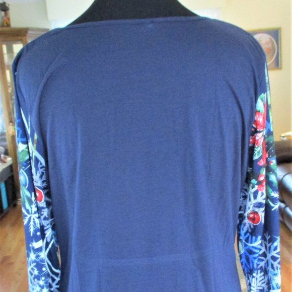 Holiday Tunic Top - Picture 4 of 9